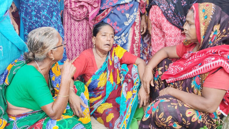 ‘মসজিদে জমি দেওয়ায়’ বাবাকে পিটিয়ে মারল ছেলেরা
