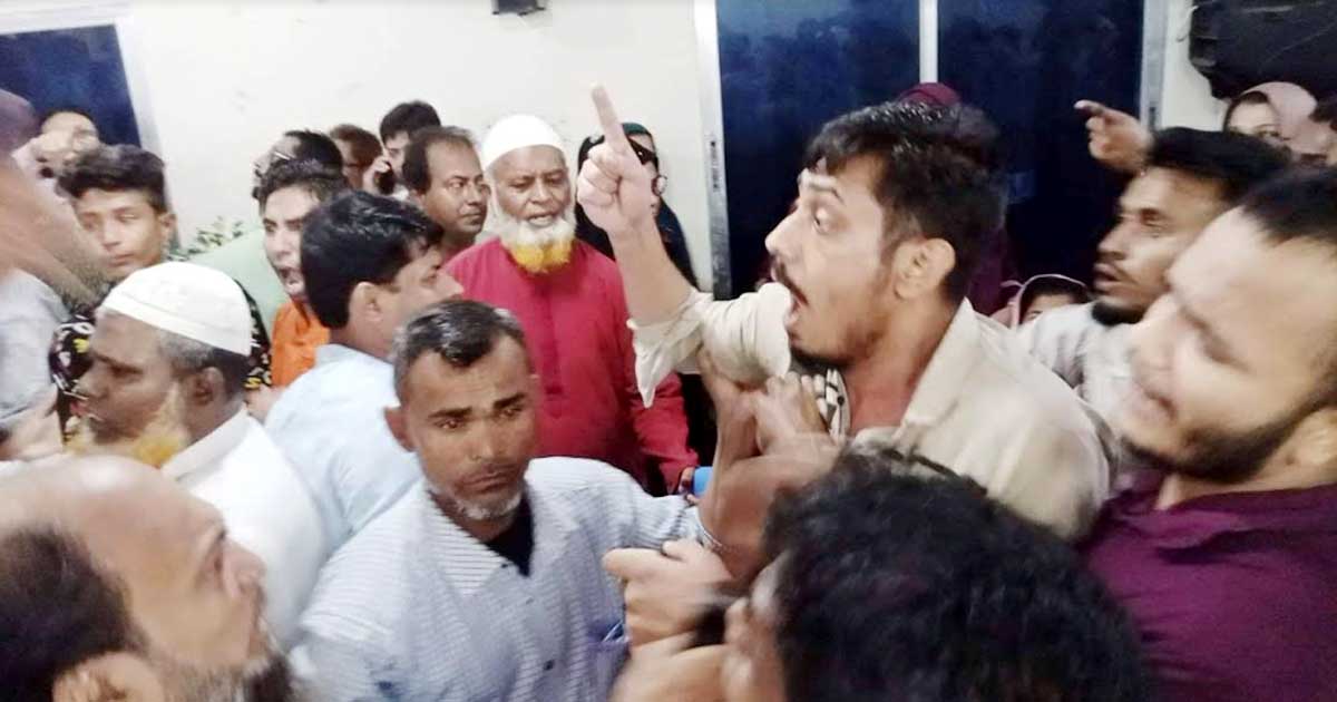 বরিশালে জাপার দু‍‍`গ্রুপের মধ্যে সংঘর্ষ