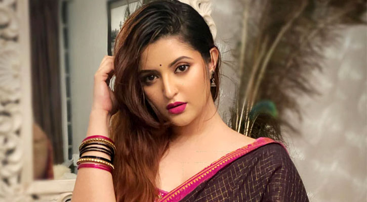 সাক্ষী না আসায় পেছালো পরীমনির মামলার তারিখ