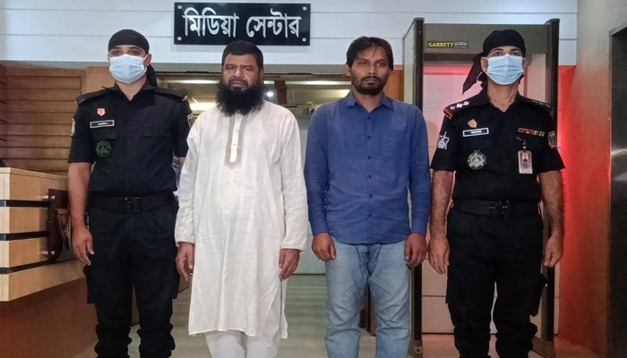 মানব পাচার ও প্রতারণা করে প্রায় ৩ কোটি টাকা হাতিয়েছে চক্রটি