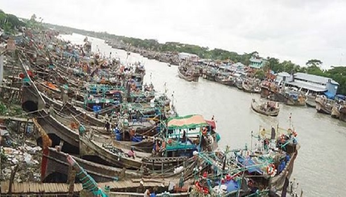 বরফ সংকট: বিপাকে বরগুনার জেলেরা