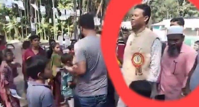 ভোলায় স্কুলের শিশুদের নির্বাচনী মিছিলে অংশ নিতে বাধ্য করলেন দফতরি!