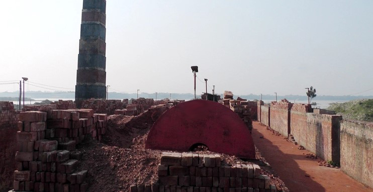 বরিশালে কয়লা সংকট, জ্বলছে না ইটভাটা