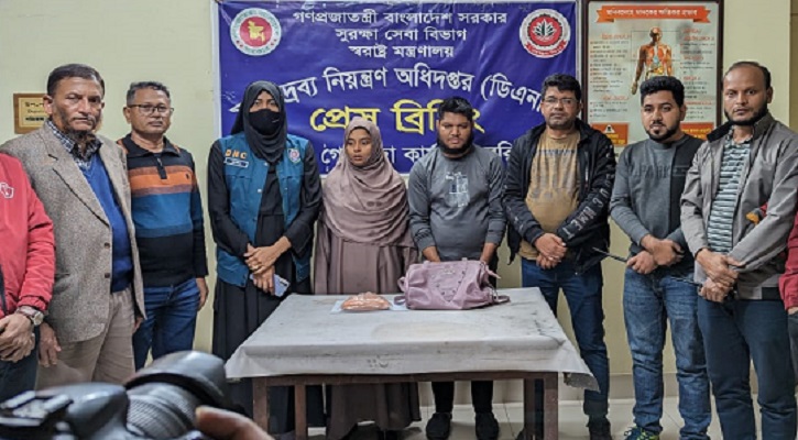 বরিশালে ইয়াবাসহ দম্পতি আটক