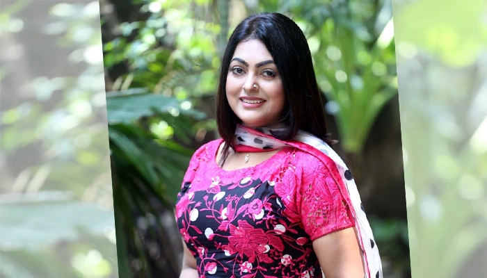 টিকে থাকার জন্য আমার তো ঢাল–তলোয়ার লাগবে: নিপুণ