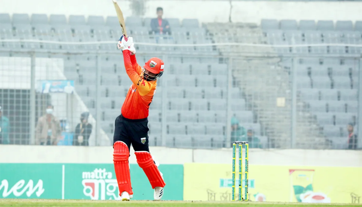 তামিমের দাপুটে ব্যাটে খুলনার প্রথম জয়