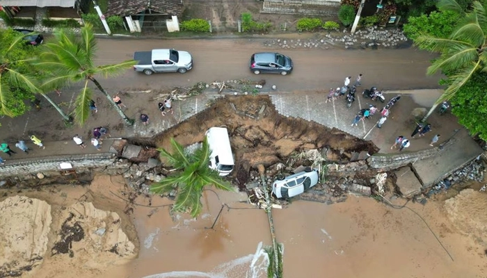 ব্রাজিলে বন্যা ও ভূমিধসে প্রাণহানি ৩৬