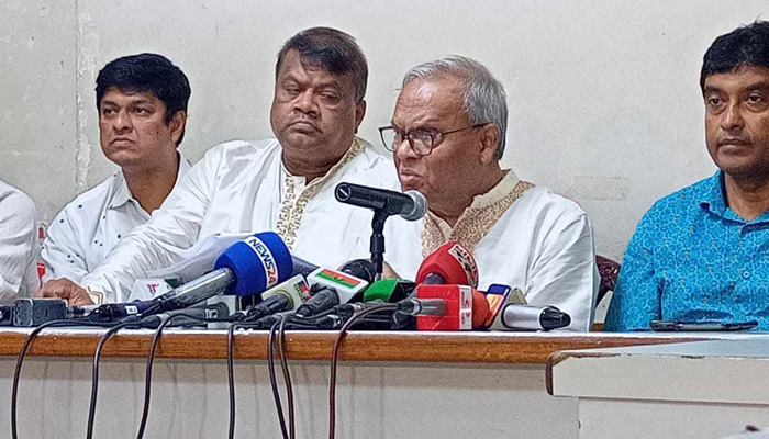 দেড় মাসে বিএনপি নেতাকর্মীর বিরুদ্ধে ২২৫ মামলা, আসামি ১০ হাজার