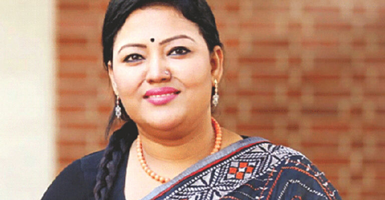 মমতাজের বিরুদ্ধে ভারতের আদালতে গ্রেপ্তারি পরোয়ানা জারি
