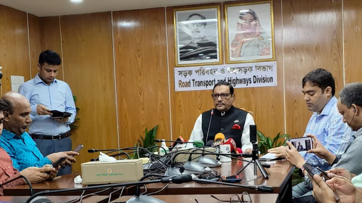 পাবলিক খায়, তাই ‘তলে তলে’ ও ‘খেলা হবে’ বলি: ওবায়দুল কাদের