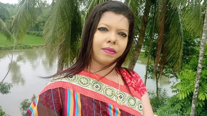 সাবেক ডেপুটি অ্যাটর্নি জেনারেল রূপার দেশত্যাগে নিষেধাজ্ঞা
