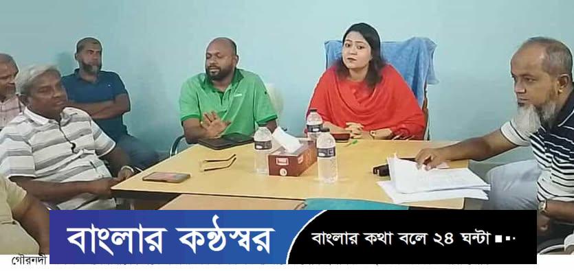 গৌরনদী বাসষ্টান্ড ব্যবসায়ীদের সঙ্গে পৌর প্রশাসক, ইউএনওর মতবিনিময় সভা অনুষ্ঠিত