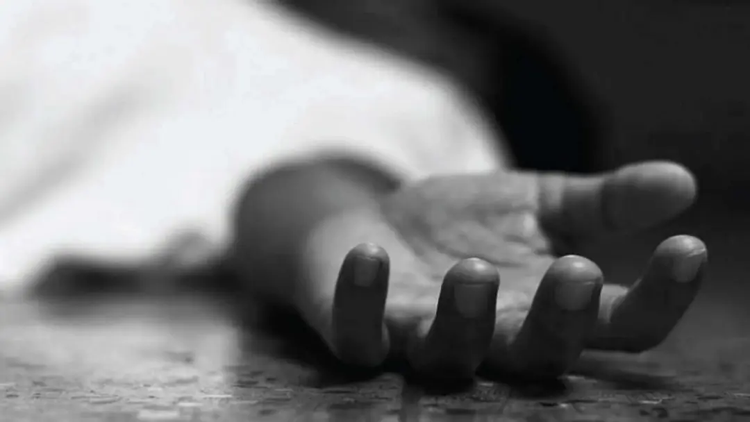 পিরোজপুরে নামাজ শেষে বসে থাকা গৃহবধূকে কুপিয়ে হত্যা