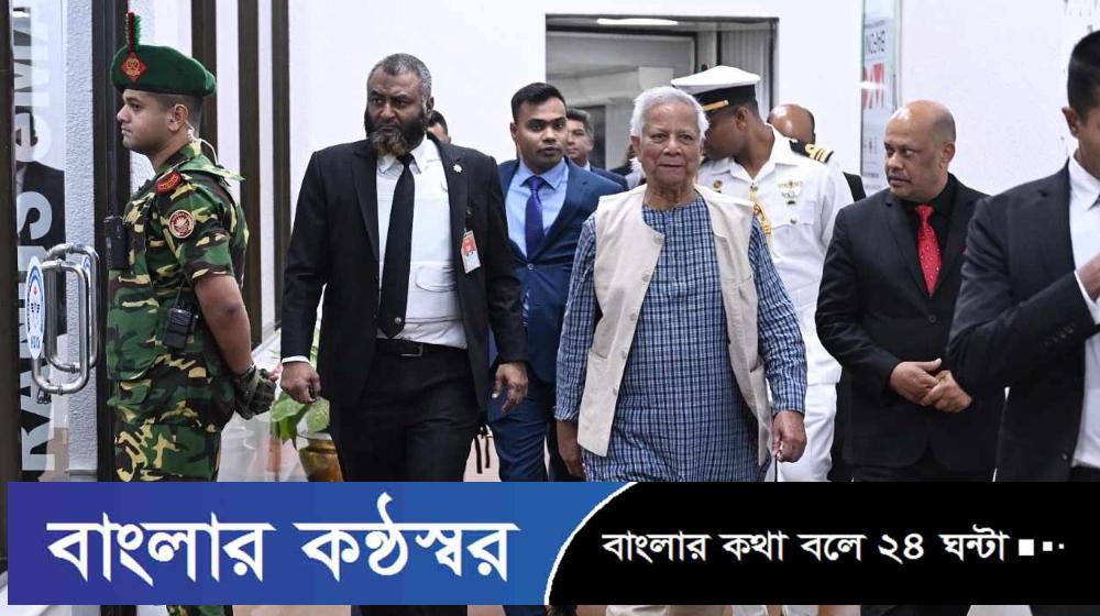 দেশে ফিরেছেন প্রধান উপদেষ্টা