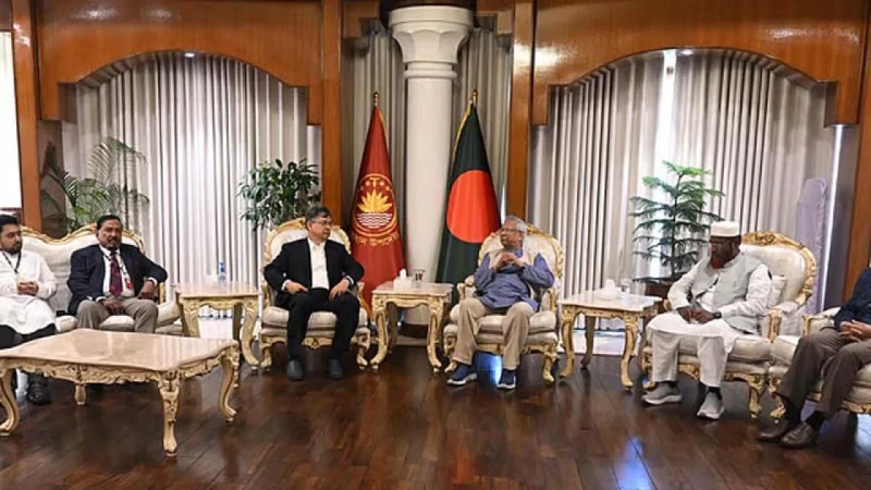 নির্বাচন বানচালের চক্রান্ত রুখতে ঐক্যবদ্ধ থাকার আহ্বান প্রধান উপদেষ্টার