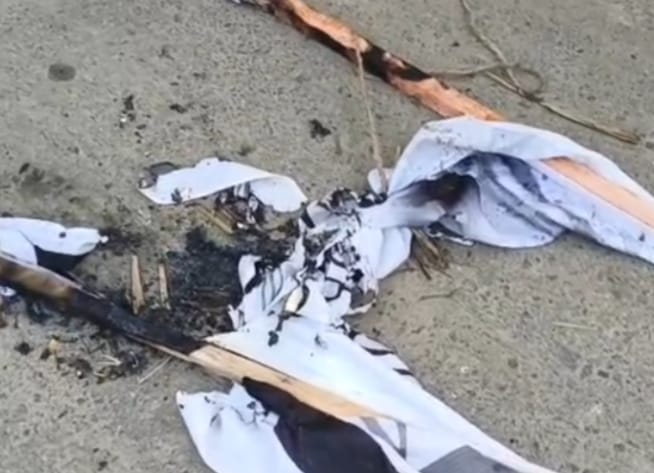 নাটোর-১ আসনে বিএনপির প্রার্থীর ব্যানার  পুড়িয়ে দেওয়ার অভিযোগ।
