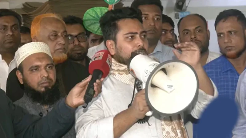 যাকেই ভোট দেন, বিবেচনা করে দেবেন: নাহিদ ইসলাম