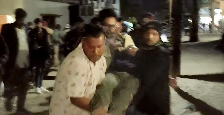 বরগুনায় চা দোকানের আলাপ থেকে বিএনপি-জামায়াতের সংঘর্ষ