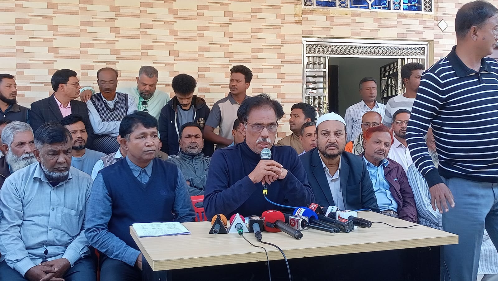 কলস প্রতীকের কর্মী ও সমর্থকদের উপর হামলার অভিযোগ, পাঁচ শতাধিক আহতর দাবি