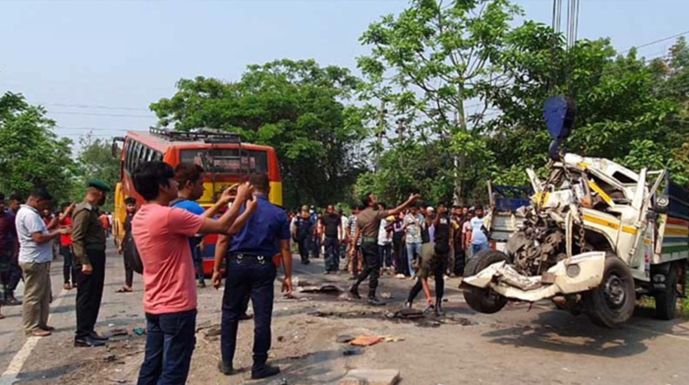 জানুয়ারিতে সড়কে ঝরল ৪৮৭ প্রাণ