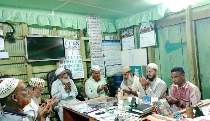 দৈনিক প্রবাহের সম্পাদক আশরাফ উল হক অসুস্থ, সুস্থতা কামনায় মোরেলগঞ্জ উপজেলা প্রেসক্লাবে দোয়া মাহফিল