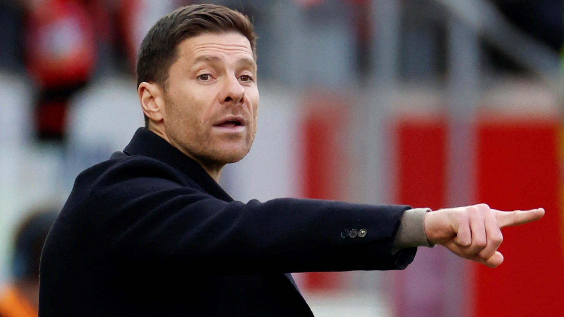 লিভারপুলের কোচ হতে পারেন আলনসো