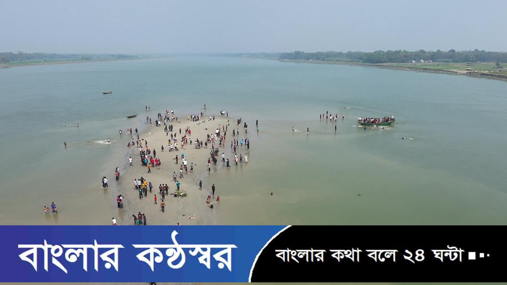 মধুমতীর বুকে ‘মিনি সেন্টমার্টিন’