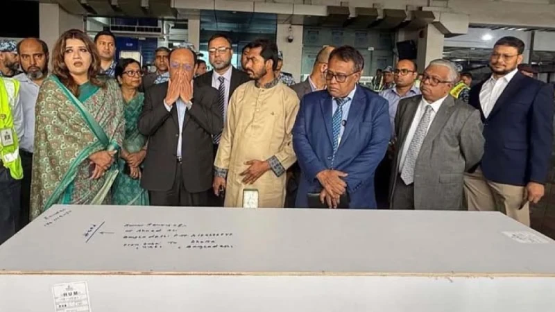 দেশে পৌঁছেছে দুবাইয়ে নিহত আহমেদ আলীর মরদেহ