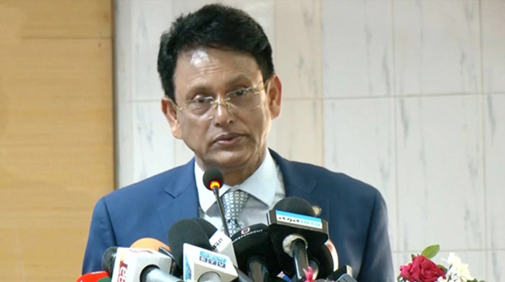 গুজব ছড়ানো ব্যক্তিদের বিরুদ্ধে ব্যবস্থা নেওয়া হবে: শিক্ষামন্ত্রী