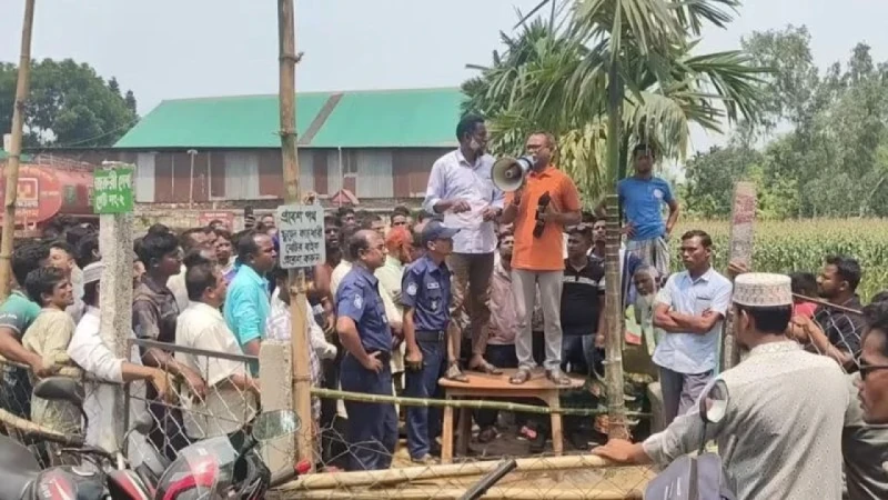 ইউএনওর ওপর হামলার ঘটনায় ৩০০ জনের বিরুদ্ধে মামলা