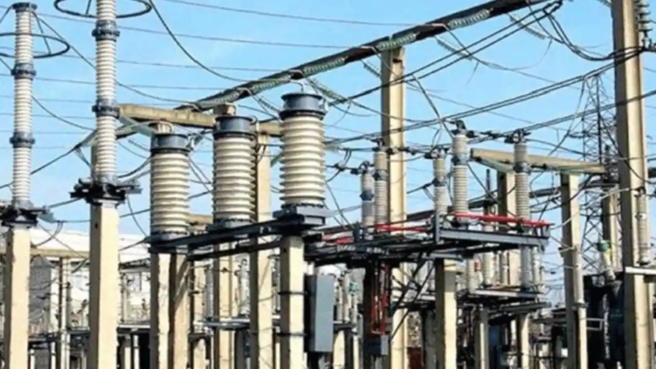 সাবমেরিন ক্যাবলে বিদ্যুৎ পৌঁছবে মনপুরায়