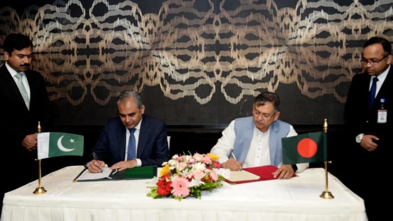 মাদক পাচার রোধে ১০ বছরের চুক্তি করল বাংলাদেশ ও পাকিস্তান
