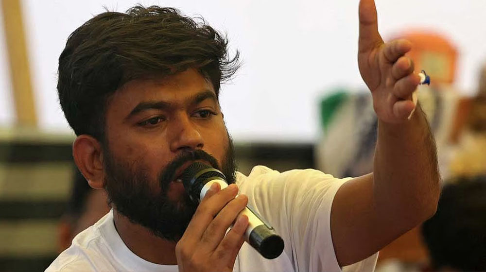 অনেক দূর যেতে হবে: অভিজিৎ দীপকে