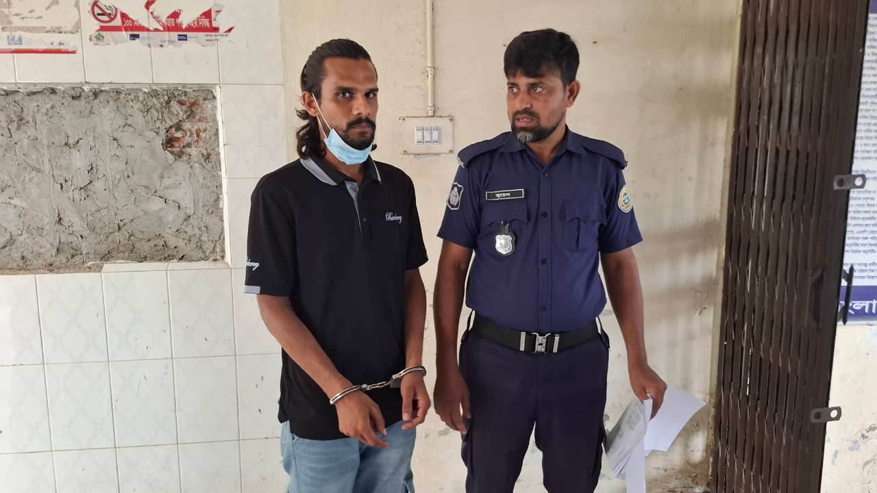 ঝালকাঠিতে মাদকসহ ছাত্রদল নেতা গ্রেপ্তার
