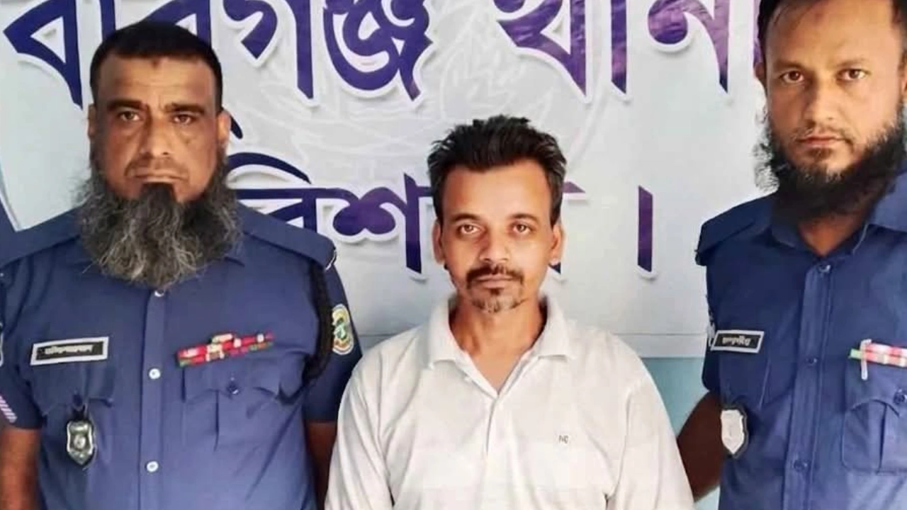পর্নোগ্রাফি মামলায় বিএনপি নেতা গ্রেপ্তার