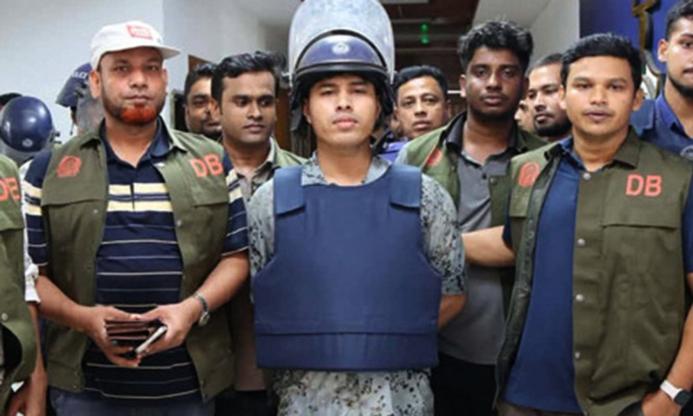 দুই মামলায় ডেভিড ইমনের ১০ দিনের রিমান্ড