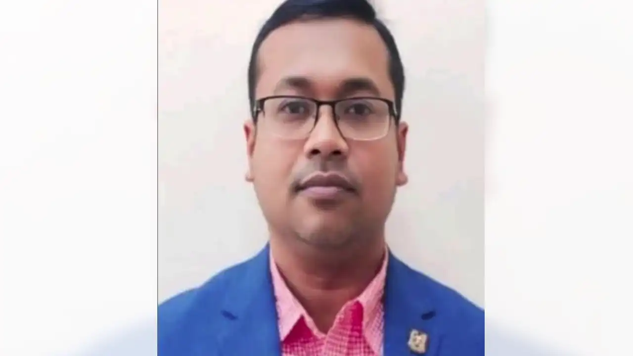 পবিপ্রবির সহকারী অধ্যাপক বরখাস্ত