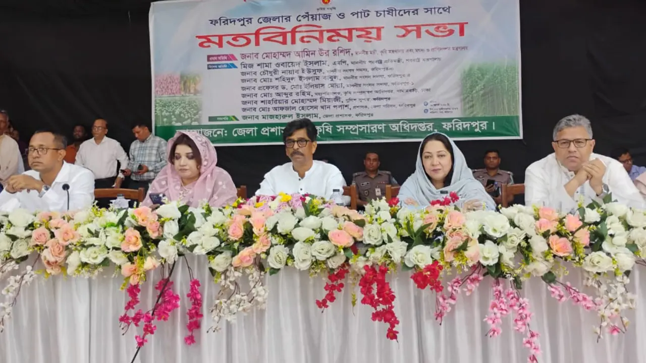 চাহিদার চেয়ে ৪ মাসের অতিরিক্ত সার মজুত রয়েছে: কৃষিমন্ত্রী