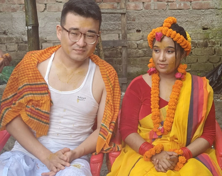 প্রেমের টানে বরিশালে চীনা যুবক, করলেন বিয়ে