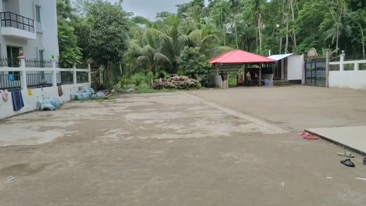 ৪ কোটি টাকার ৩১৮ প্রকল্পে লুটপাট
