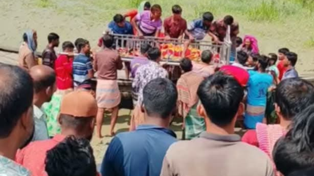 গবাদিপশু চরাতে গিয়ে বজ্রপাতে রাখালের মৃত্যু
