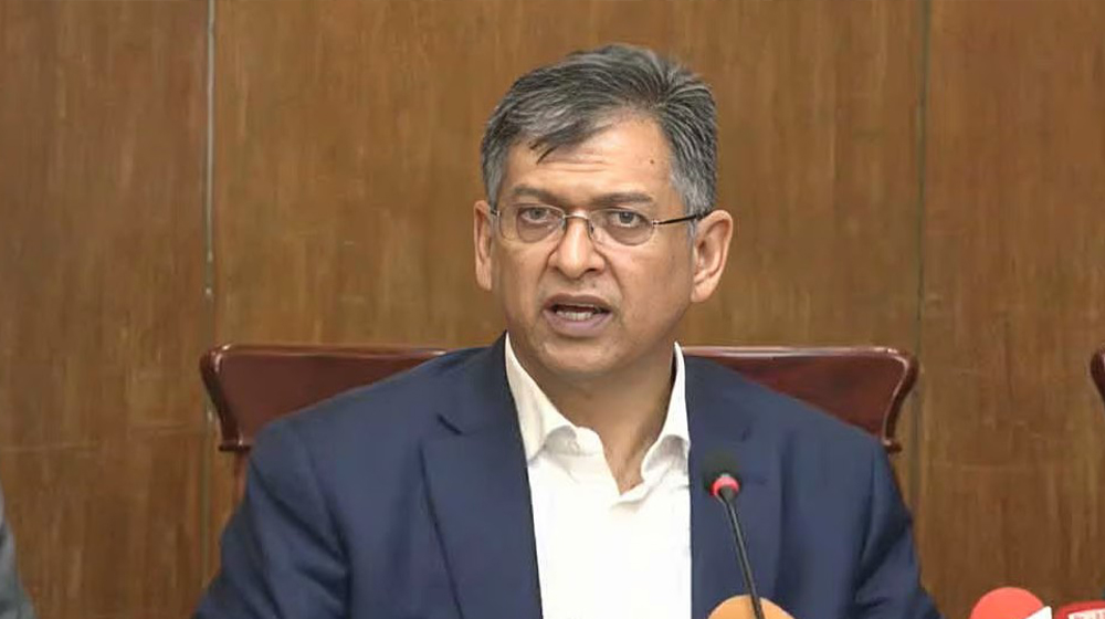তদন্তে দোষ পেলে মিষ্টির বিরুদ্ধে আইনি ব্যবস্থা: স্বরাষ্ট্রমন্ত্রী