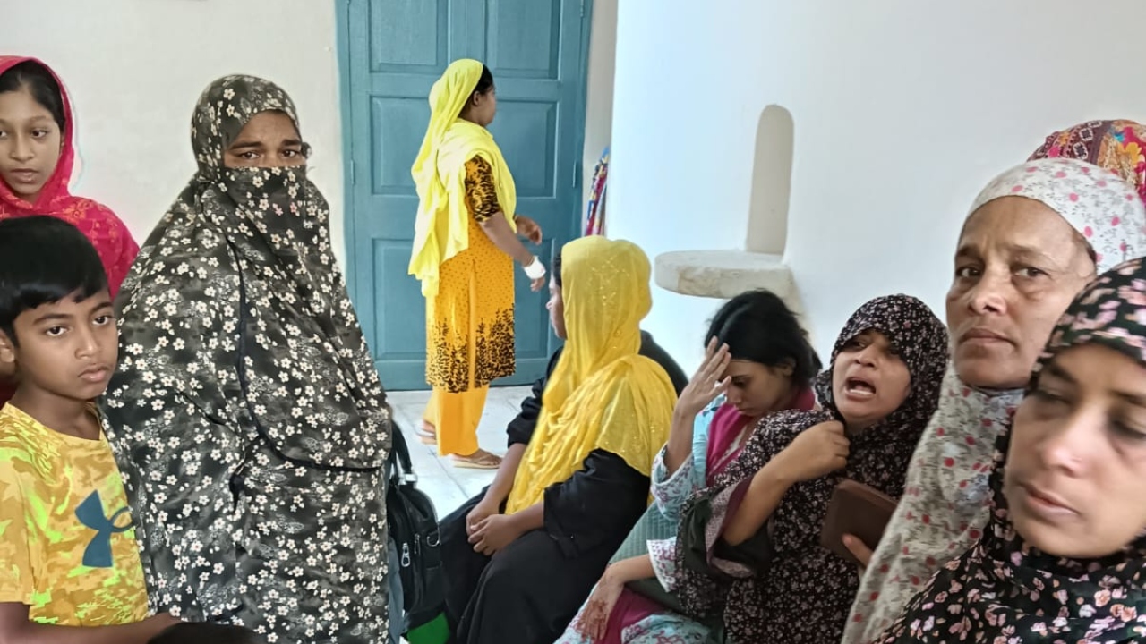 বাবুগঞ্জে স্ত্রীকে রড দিয়ে পিটিয়ে হত্যার অভিযোগ, স্বামী আটক
